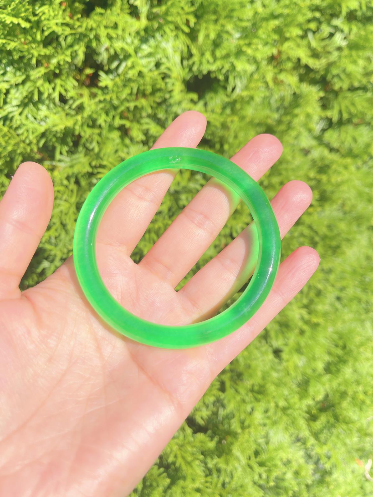Imperial Grade Jadeite Bangle Bracelet, Royal Icy Emerald Green, Worn By Queens and Legendary Female Figures, Comes with Box