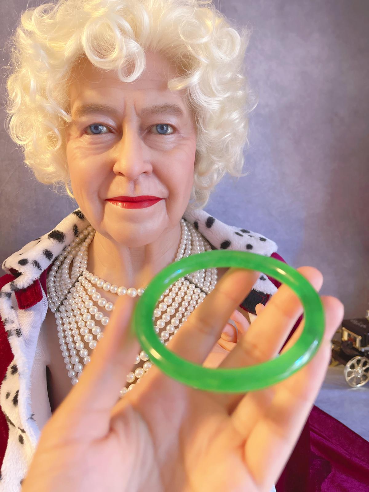 Imperial Grade Jadeite Bangle Bracelet, Royal Icy Emerald Green, Worn By Queens and Legendary Female Figures, Comes with Box