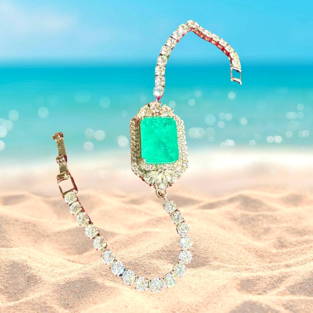 100% Glowing Natural Colombian Emerald Doublet Bracelet Bangle, its Own Natural Color, No Edits, Awe Mesmerizing Piece