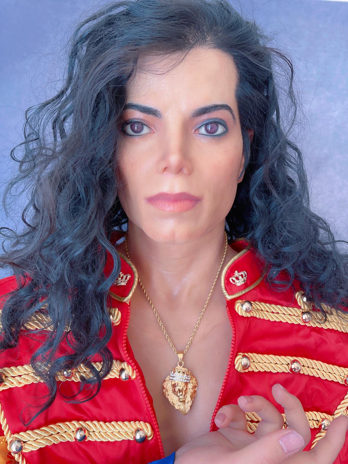 Celebrity inspired, King Lion Gold Necklace for Men