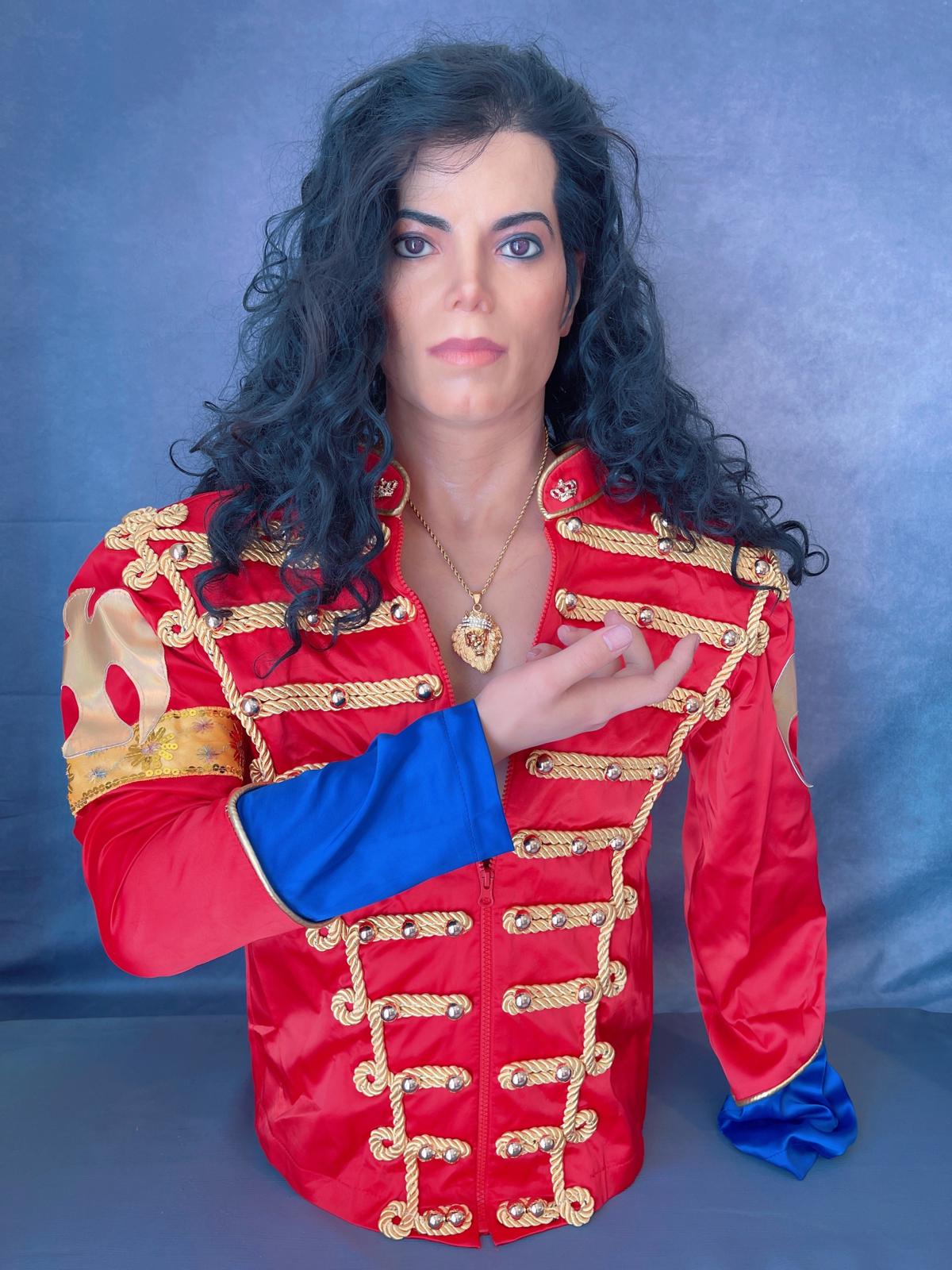 Celebrity inspired, King Lion Gold Necklace for Men