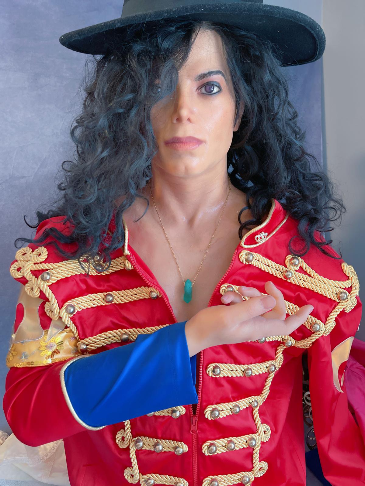 Men Solid Emerald Quartz Rough Necklace in Gold or Silver