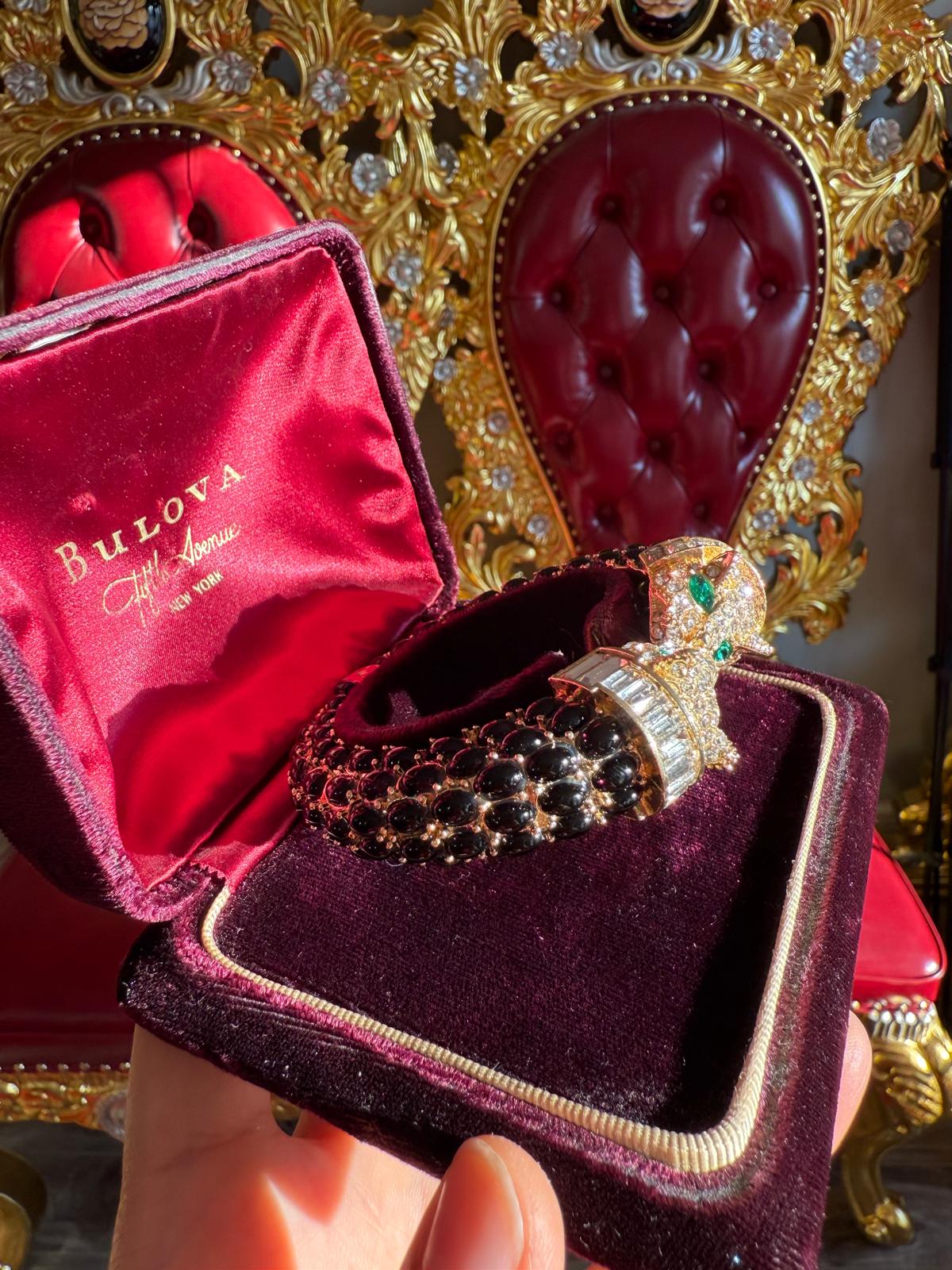 Luxurious Double Head Leopard with Black Spinel, Emeralds, Nano Crystals Bracelet Bangle