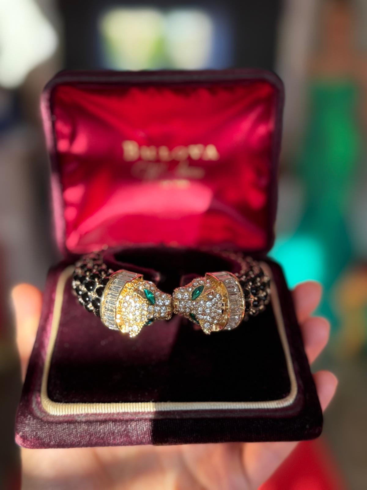 Luxurious Double Head Leopard with Black Spinel, Emeralds, Nano Crystals Bracelet Bangle