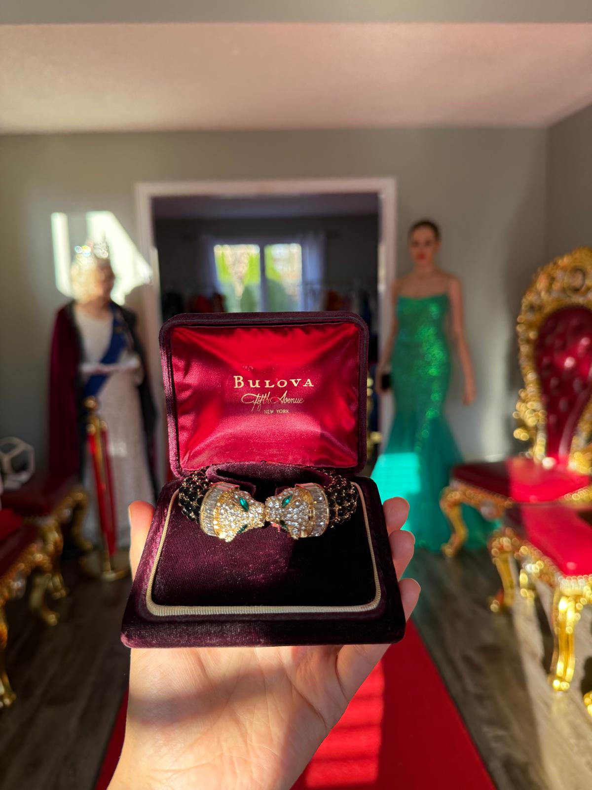 Luxurious Double Head Leopard with Black Spinel, Emeralds, Nano Crystals Bracelet Bangle