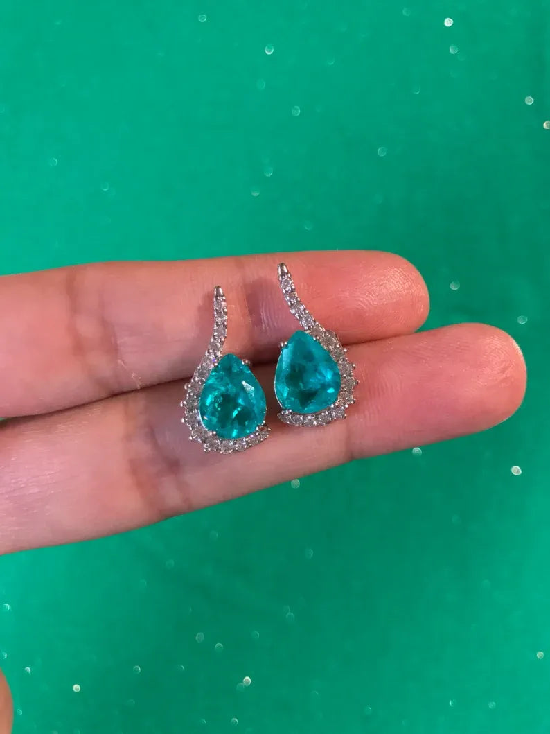 Top Quality Ocean Blue Natural Paraiba Tourmaline Stud Earrings Stunning! Color and Glow is amazing!