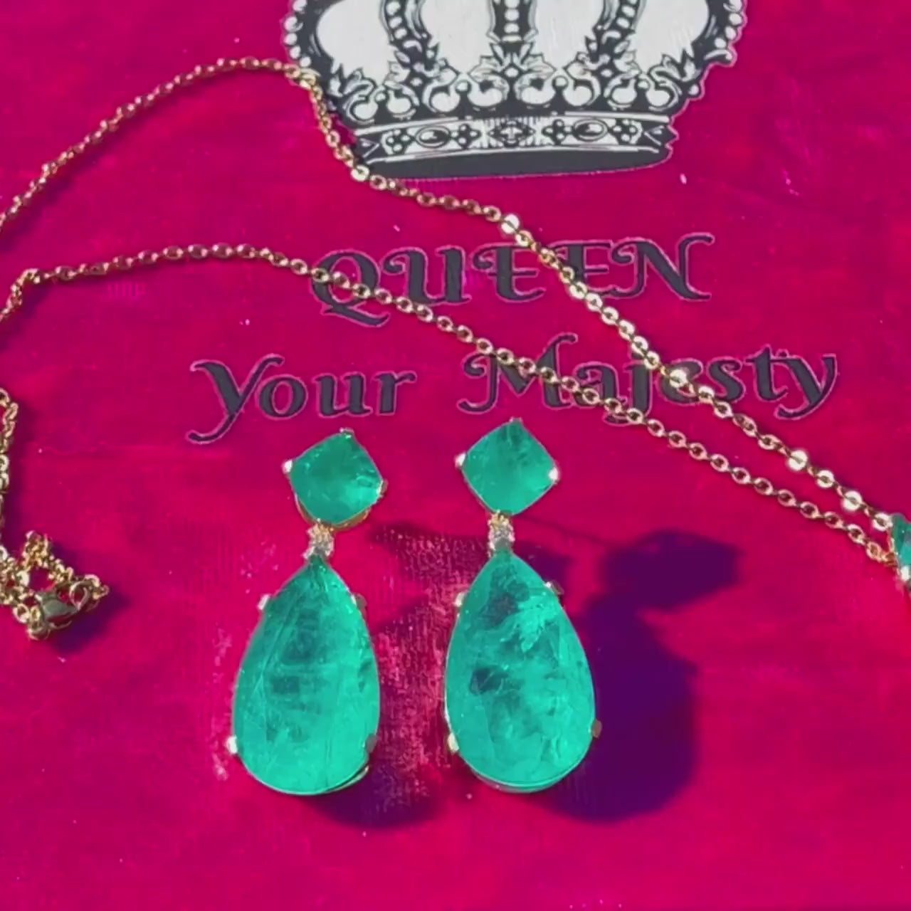Glowing Natural Neon Colombian Emerald Dangle Drop Earrings & Necklace Jewelry Set Angelina Jolie Inspired Hollywood 18K Yellow Gold Vermeil