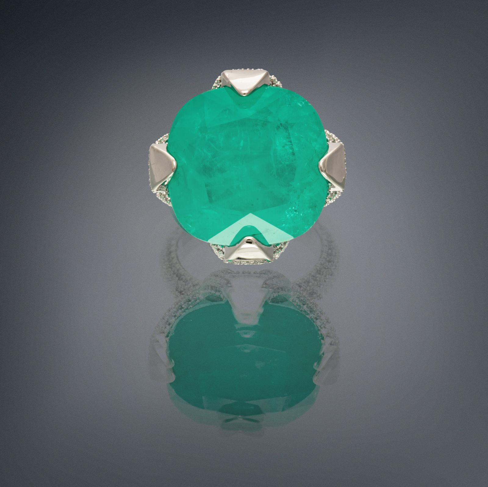 Caribbean Treasure, Luxury Ascher Cut Emerald and Diamond Ring, Magnificent piece, Glowing Neon Exotic Colombian Emerald, Size 8