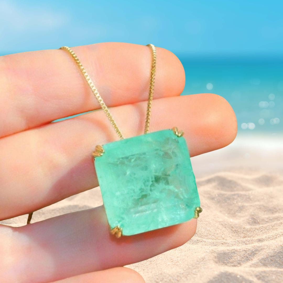 Mesmerizing Natural Green Colombian Emerald Necklace, Emerald May Birthstone, Natural Gemstone Dainty Necklace Emerald Pendant, Gift for Her